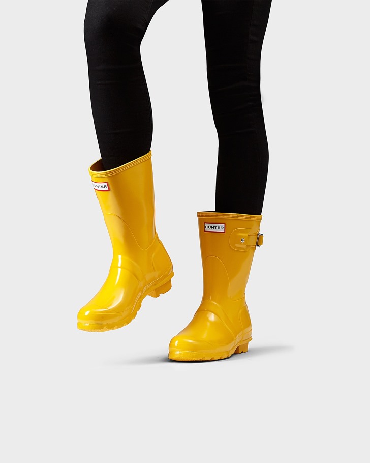 Hunter Women's Original Short Gloss Rain Boots Yellow