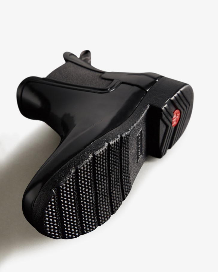 Hunter Women's Refined Gloss Slim Fit Chelsea Boot Black