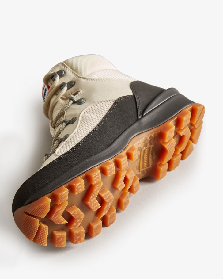 Hunter Women's Explorer Insulated Lace-Up Commando Boots White Willow-Cosy Cream-Black